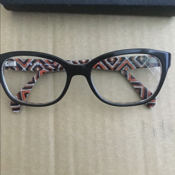 Prada Optical Eyewear - Picture 4 of 5